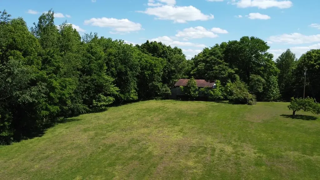 140 Spivey Lane Gainesboro TN 38562