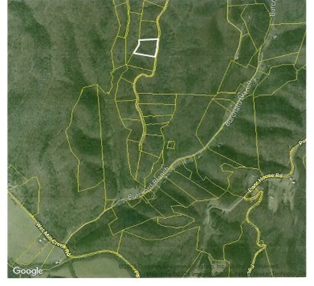 Lot 6 Forest Trails Lane Celina TN 38551