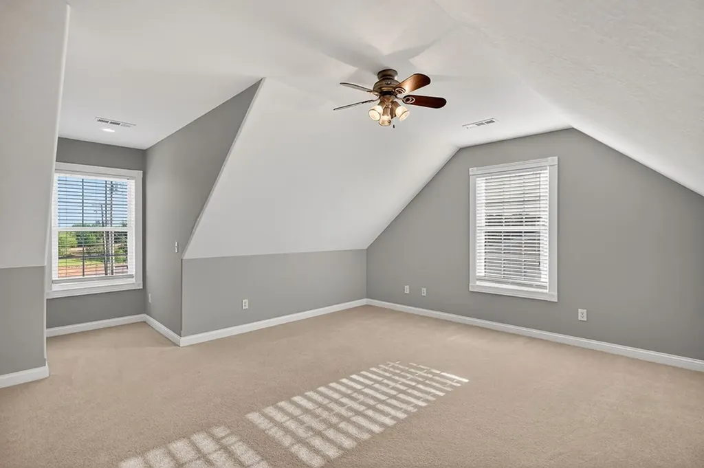 5561 Nashville Highway Baxter TN 38544
