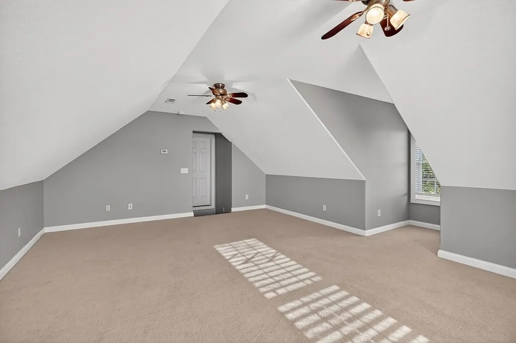 5561 Nashville Highway Baxter TN 38544