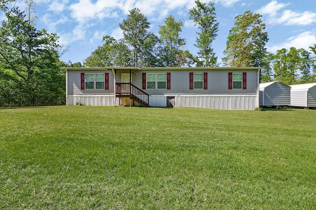 2055 Bell Road Crossville TN 38572