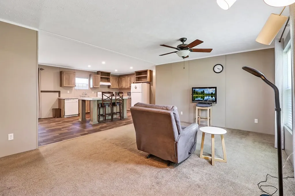 2055 Bell Road Crossville TN 38572