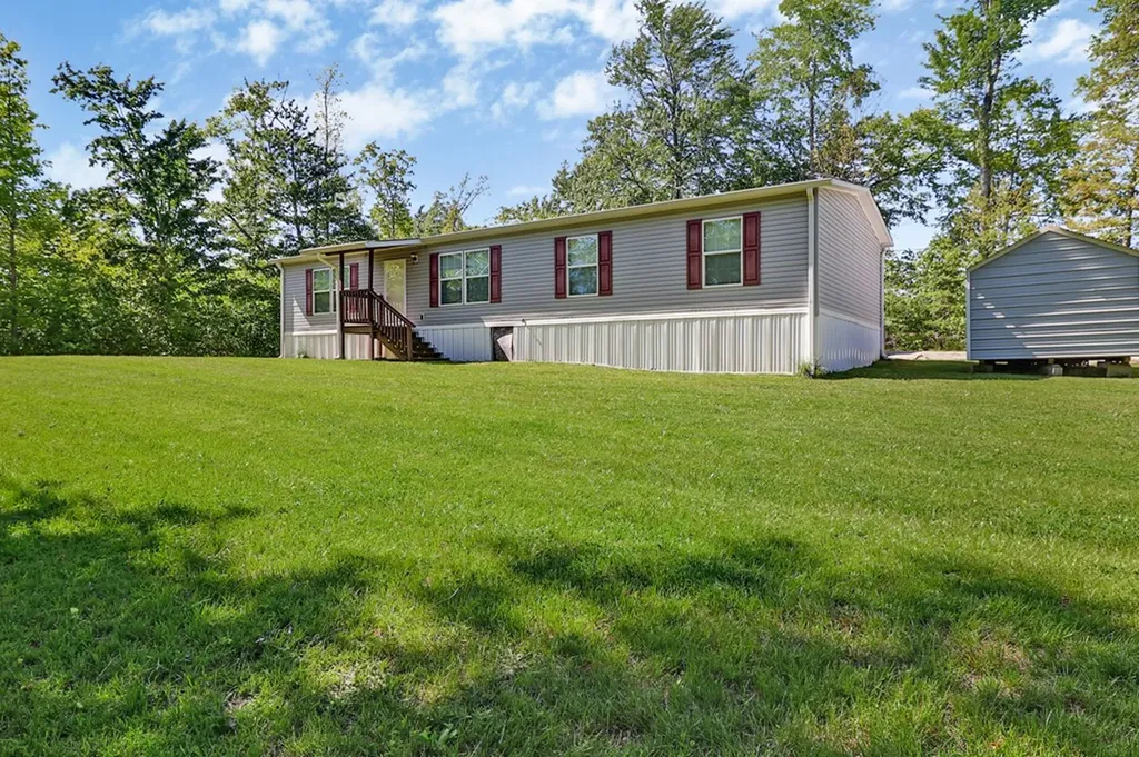 2055 Bell Road Crossville TN 38572