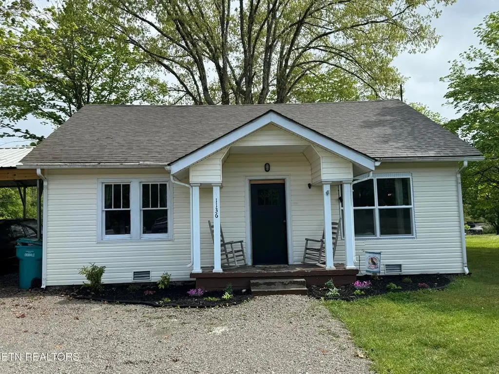 1136 E Highway 70 Crossville TN 38555
