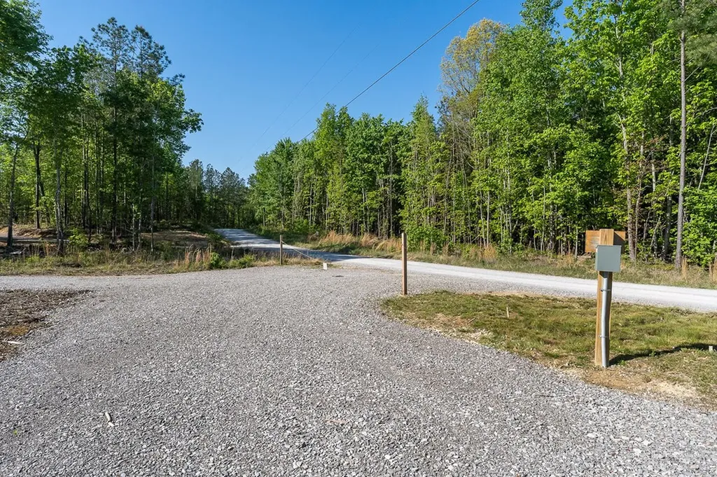 706 Topside Drive Spencer TN 38585