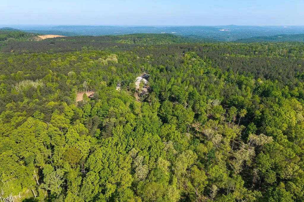706 Topside Drive Spencer TN 38585
