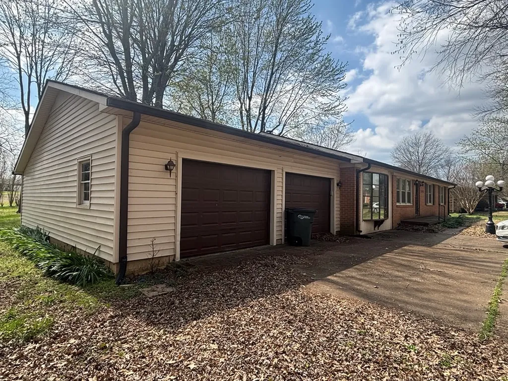 3305 Cottonwood Drive Other TN 38261