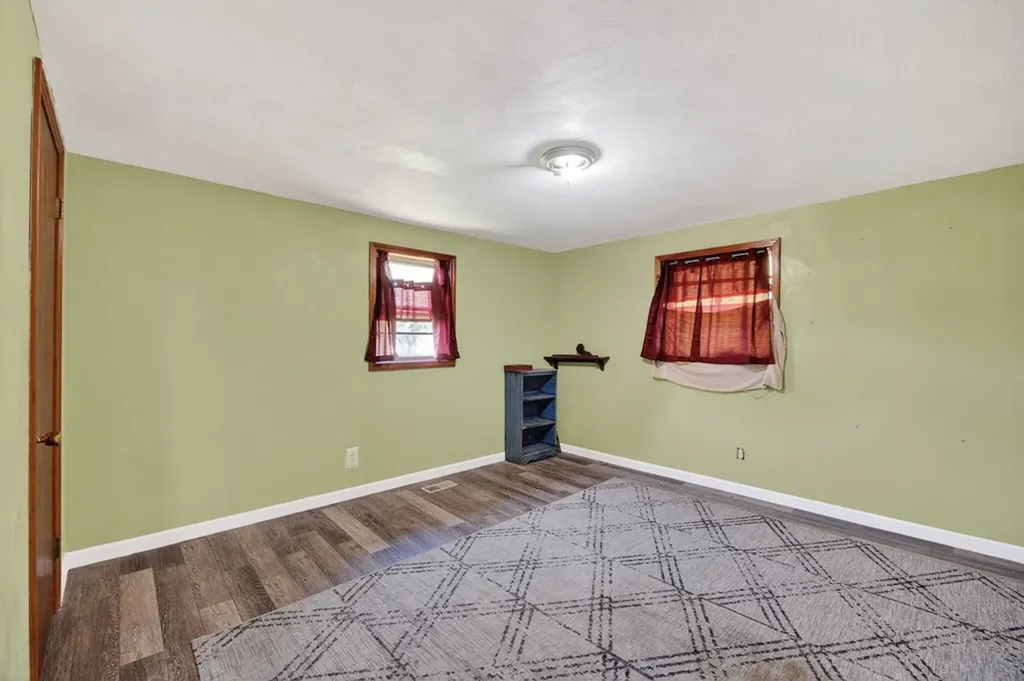 1018 New Hope Road Hilham TN 38568