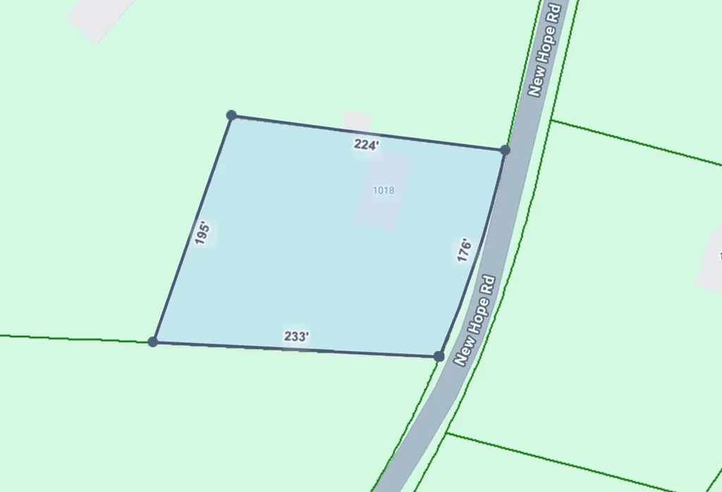 1018 New Hope Road Hilham TN 38568