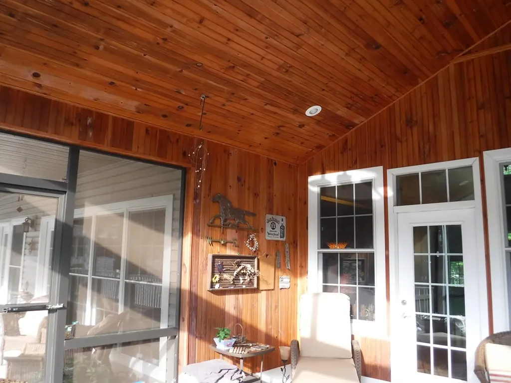 734 Ridgetop Drive Jamestown TN 38556