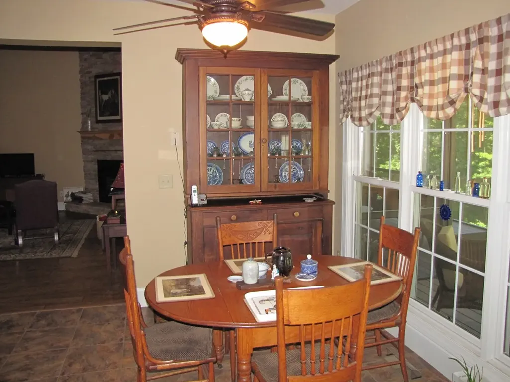 734 Ridgetop Drive Jamestown TN 38556