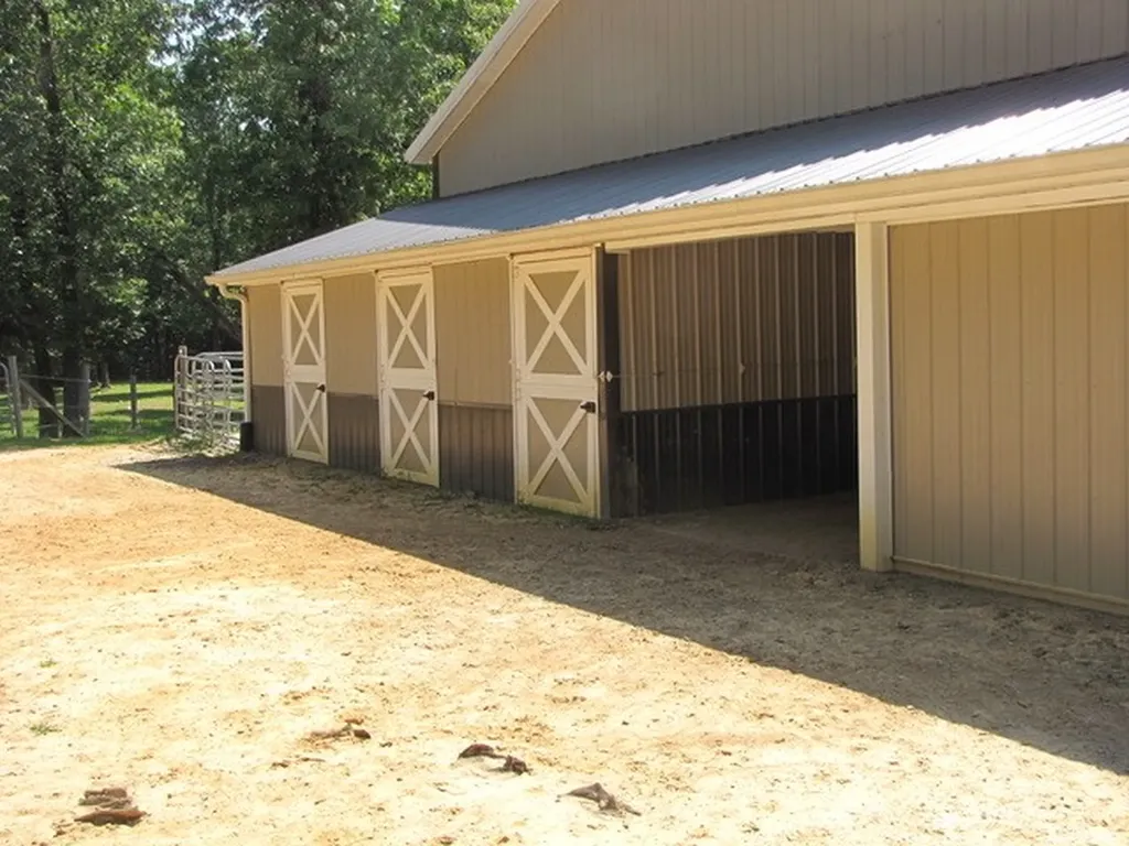 734 Ridgetop Drive Jamestown TN 38556
