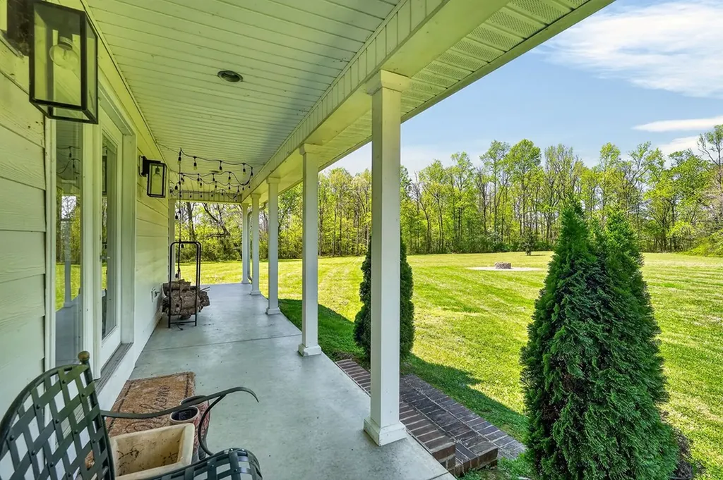 302 Ligon Lane Baxter TN 38544