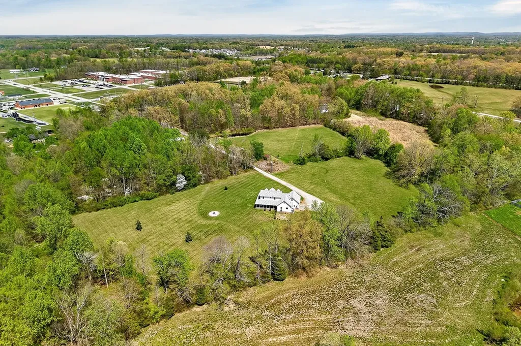 302 Ligon Lane Baxter TN 38544