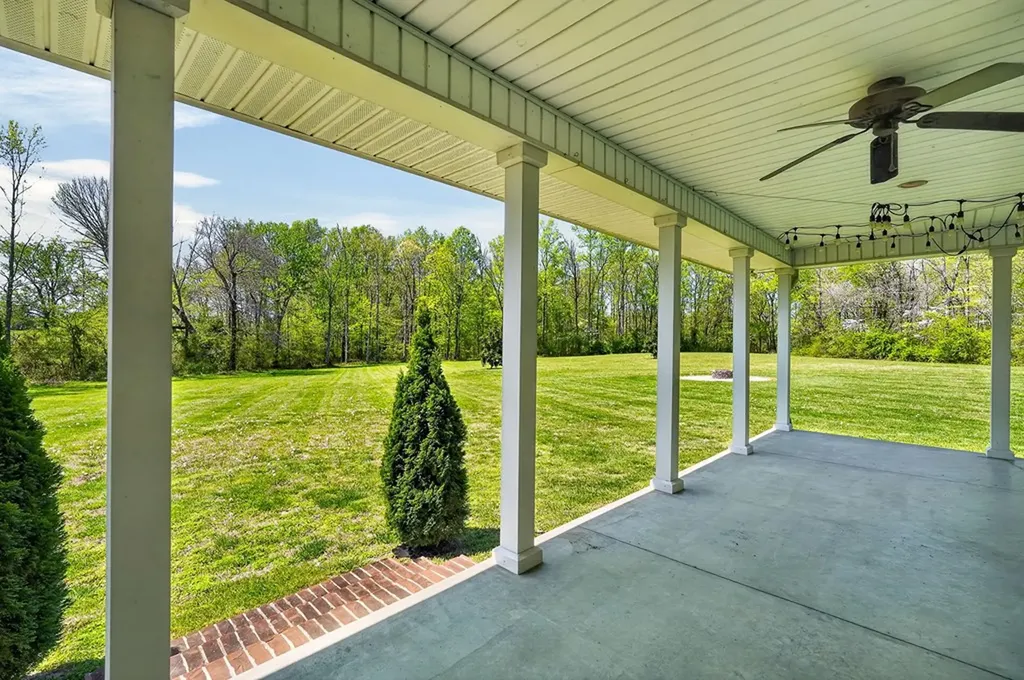 302 Ligon Lane Baxter TN 38544
