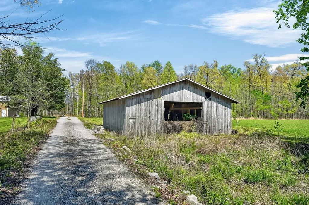 302 Ligon Lane Baxter TN 38544