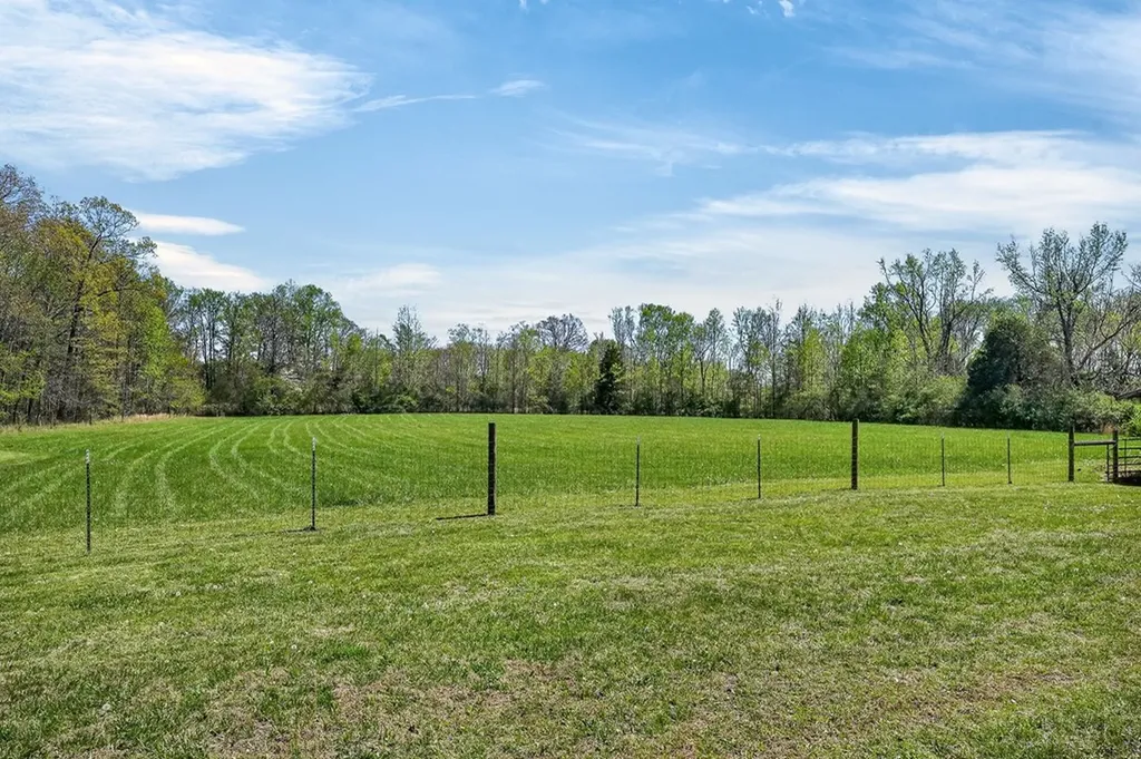 302 Ligon Lane Baxter TN 38544