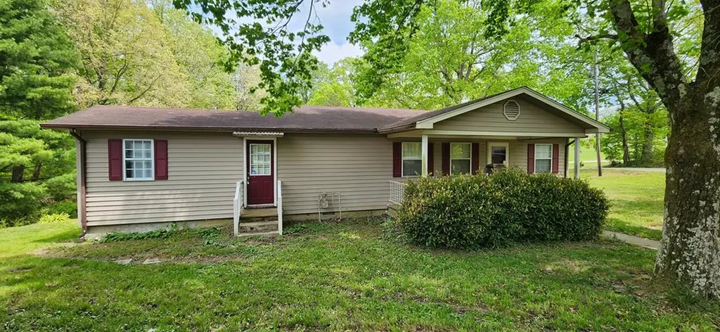 1009 Roysden Road Jamestown TN 38556