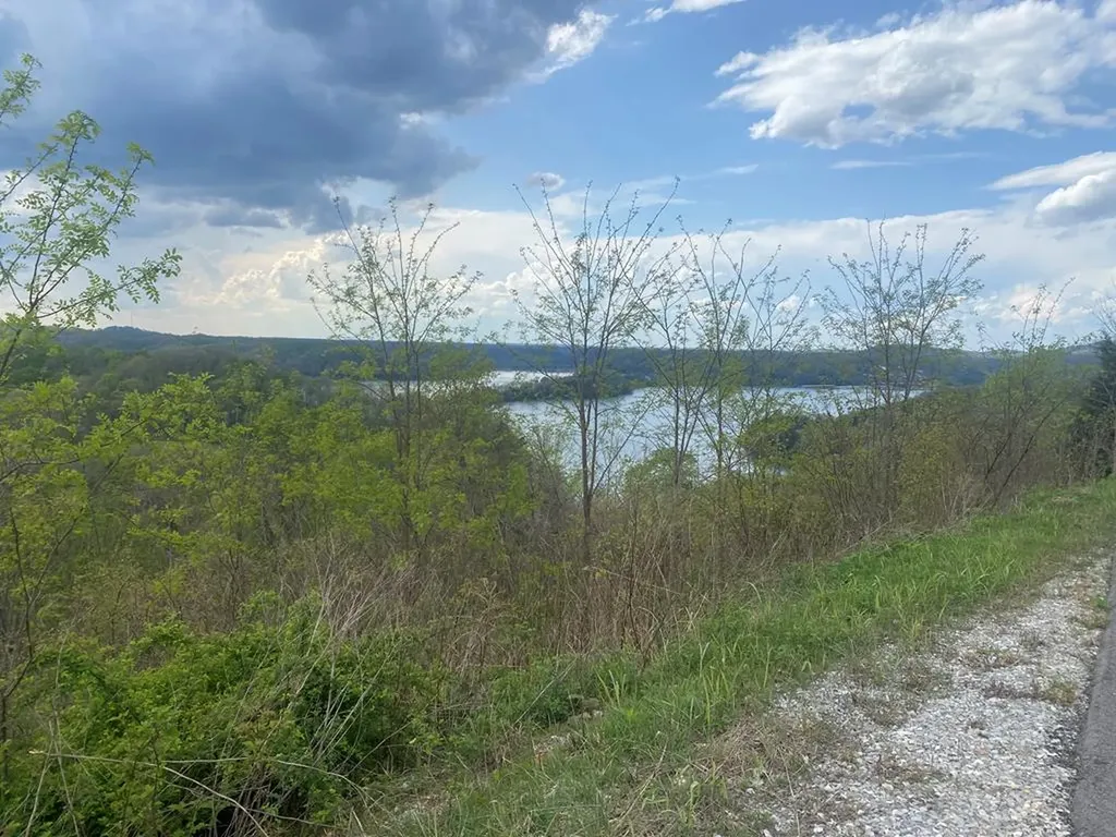 102C Swan Ridge Hilham TN 38568