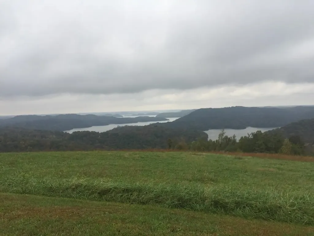 102C Swan Ridge Hilham TN 38568