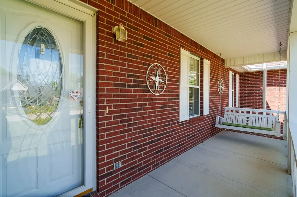 372 Brookside Drive Algood TN 38506