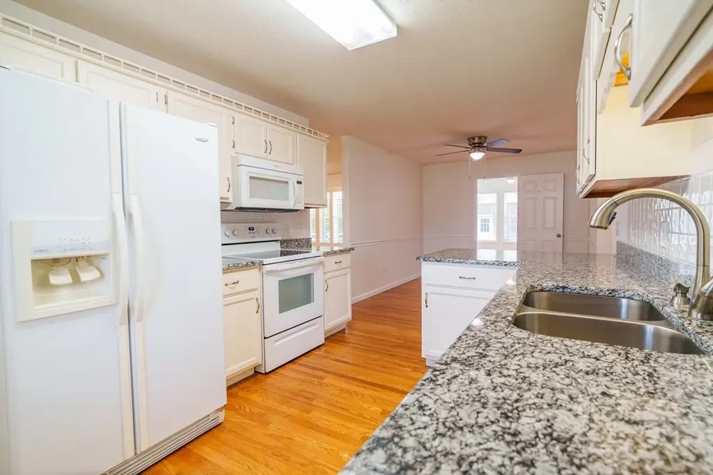 372 Brookside Drive Algood TN 38506