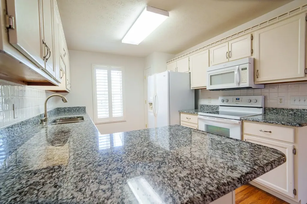 372 Brookside Drive Algood TN 38506