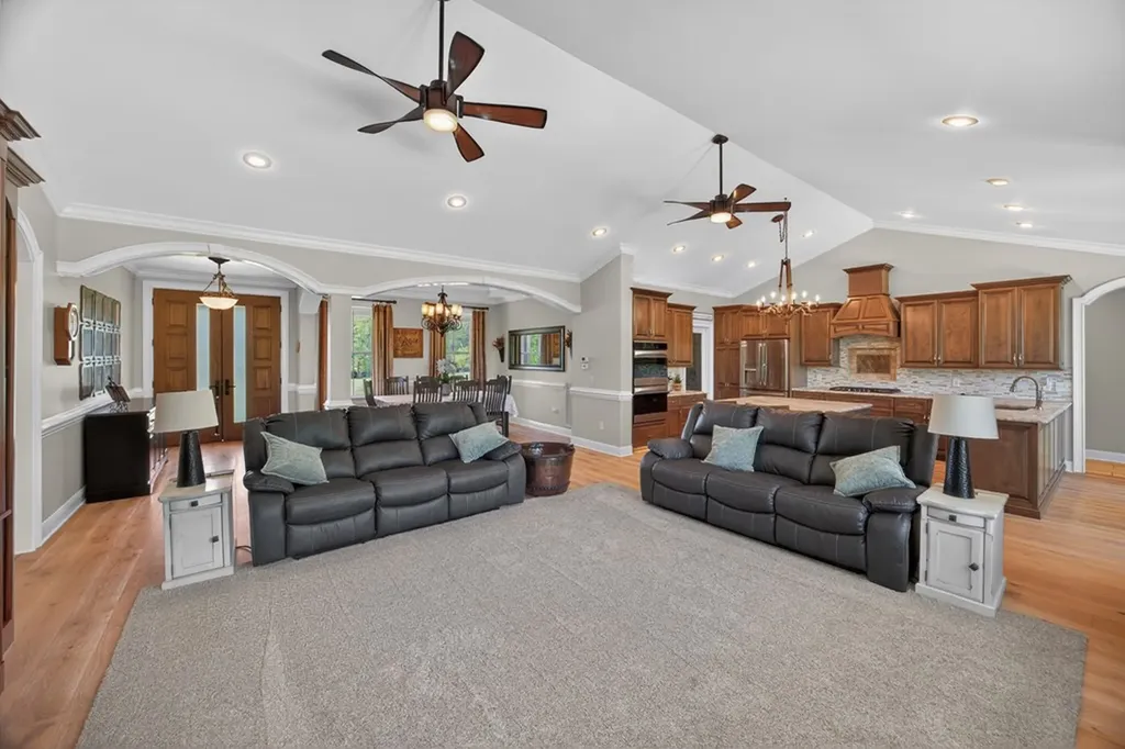 959 Oak Hill Road Rickman TN 38580