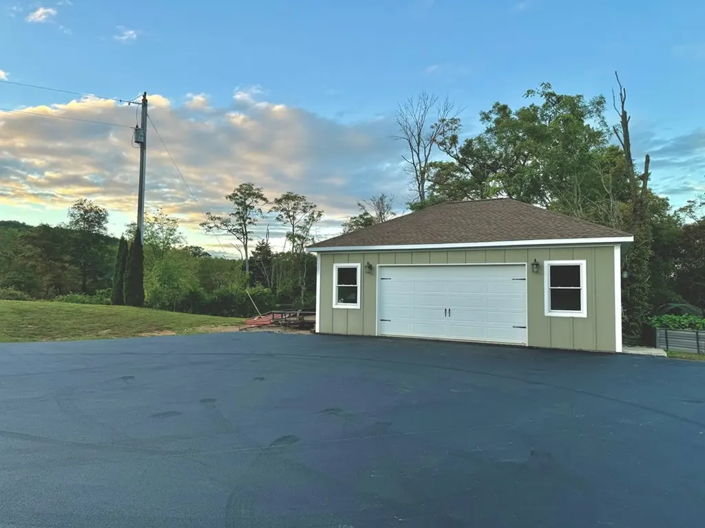 959 Oak Hill Road Rickman TN 38580