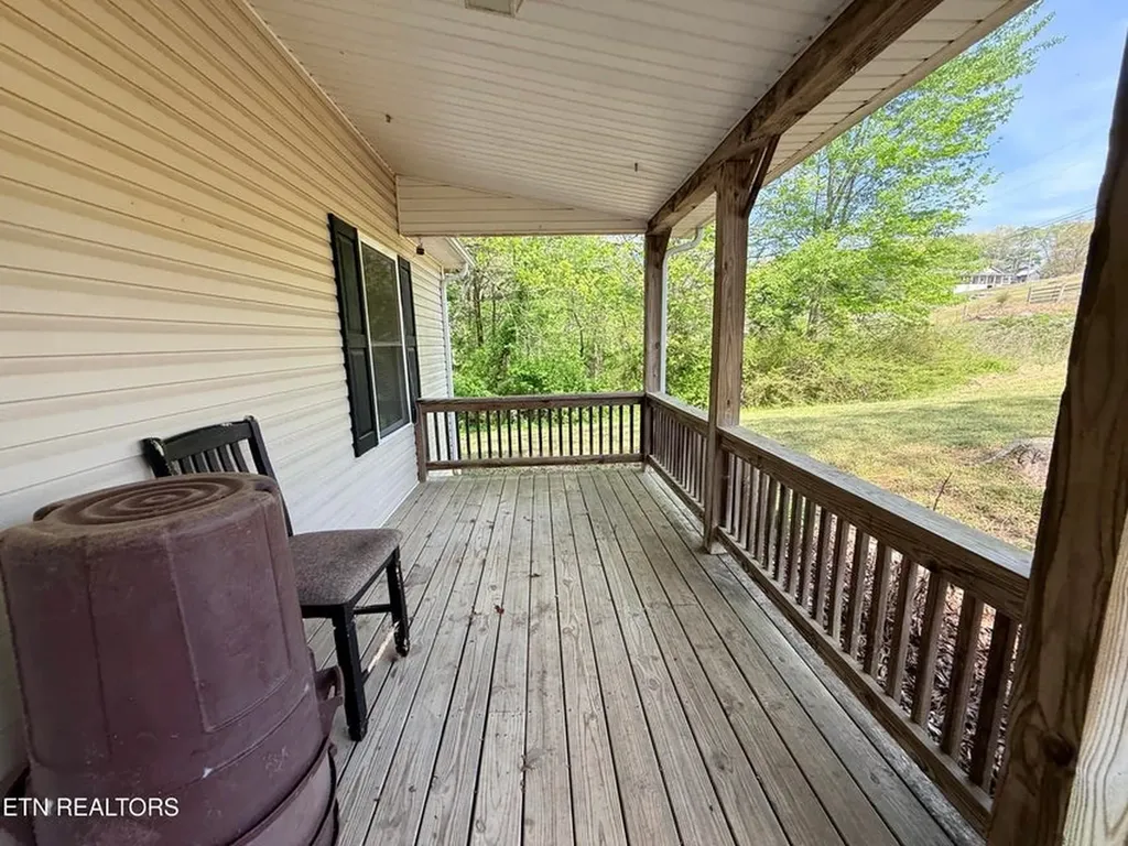 1258 Hensley Road Jamestown TN 38556-5905