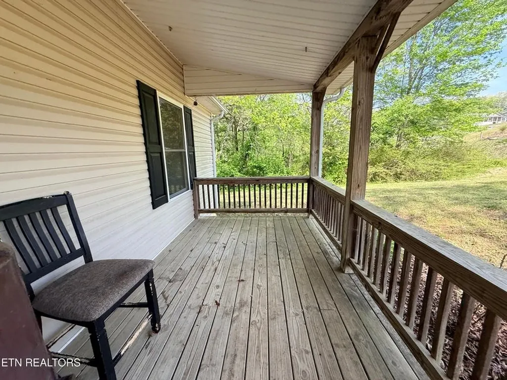 1258 Hensley Road Jamestown TN 38556-5905