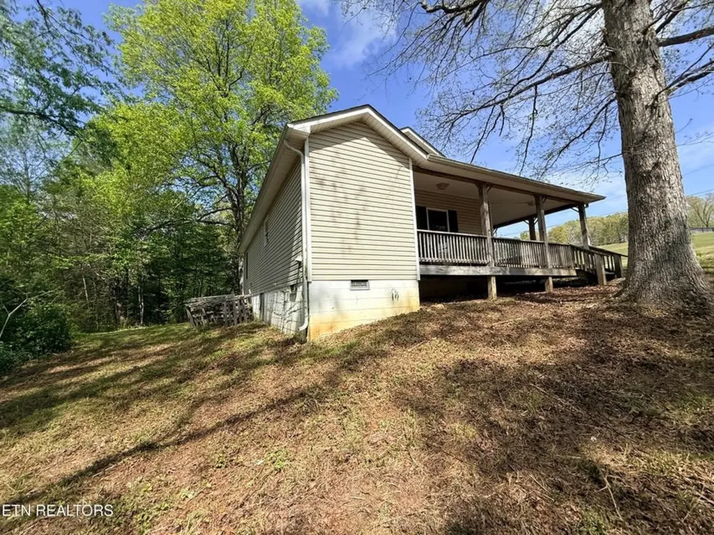 1258 Hensley Road Jamestown TN 38556-5905