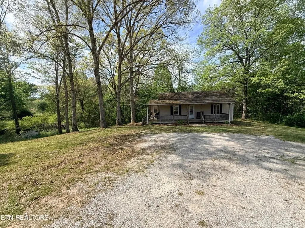 1258 Hensley Road Jamestown TN 38556-5905