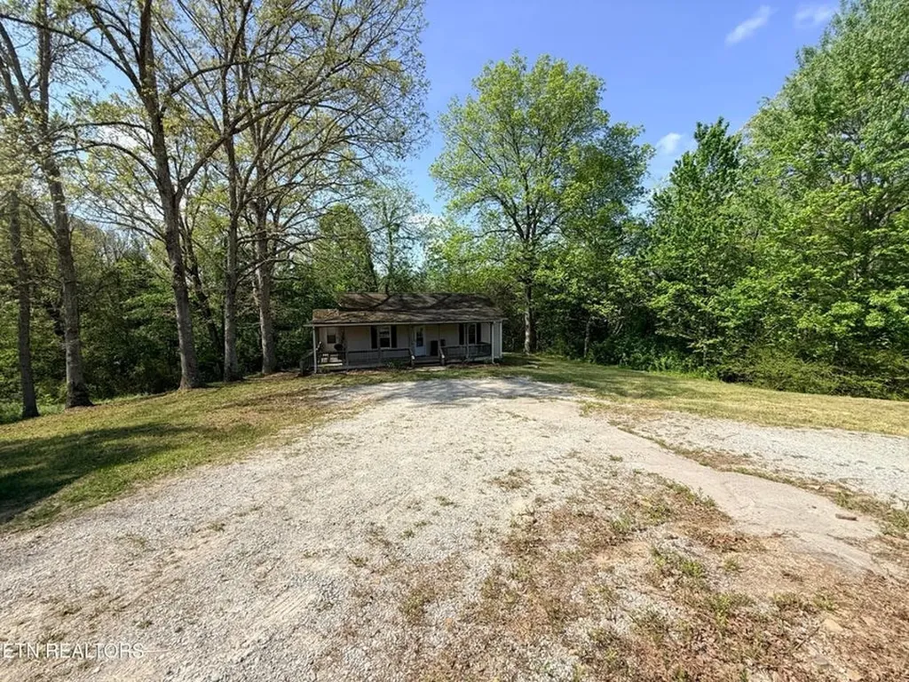 1258 Hensley Road Jamestown TN 38556-5905