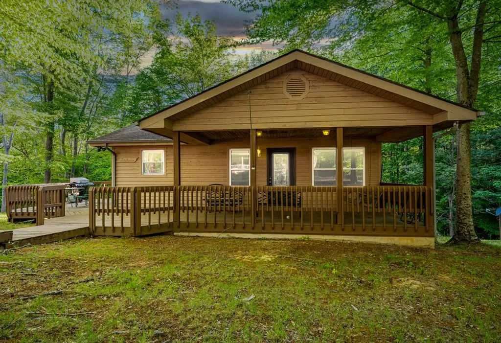 118 Seminole Lane Byrdstown TN 38549