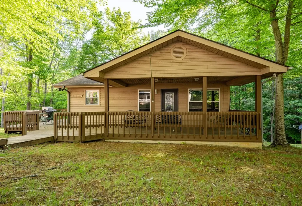118 Seminole Lane Byrdstown TN 38549