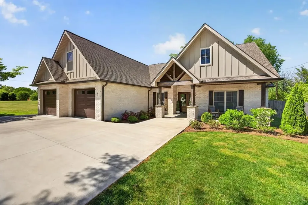 141 W Cemetery Road Cookeville TN 38506