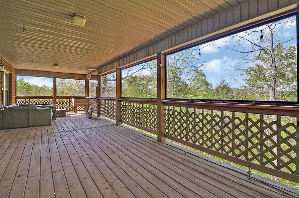169 Catoosa Canyon Drive Crossville TN 38571