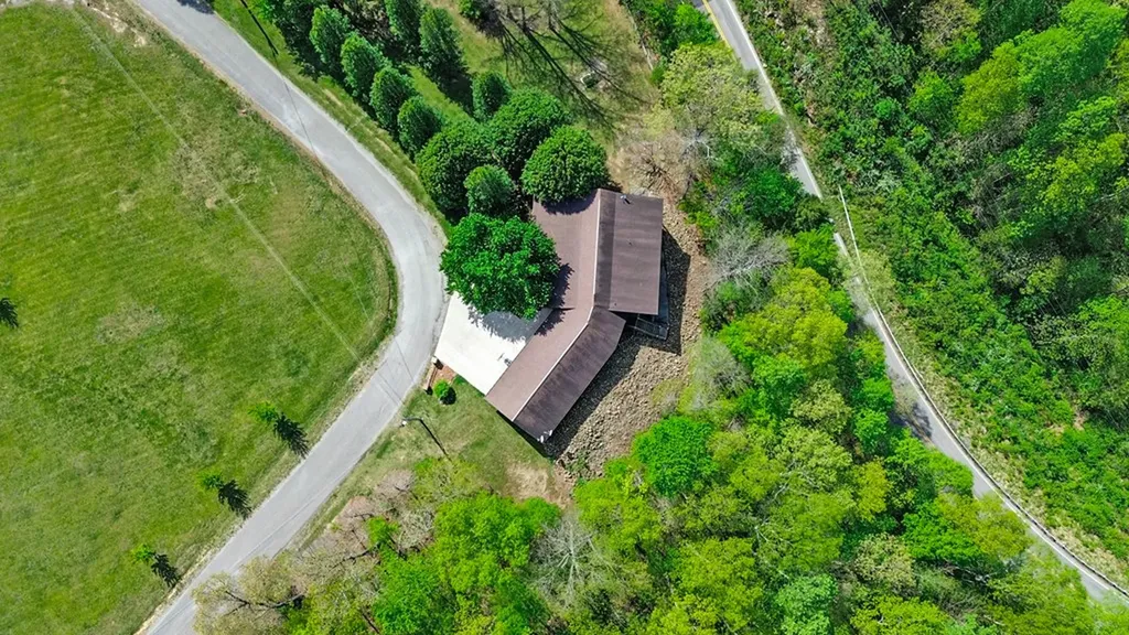 169 Catoosa Canyon Drive Crossville TN 38571