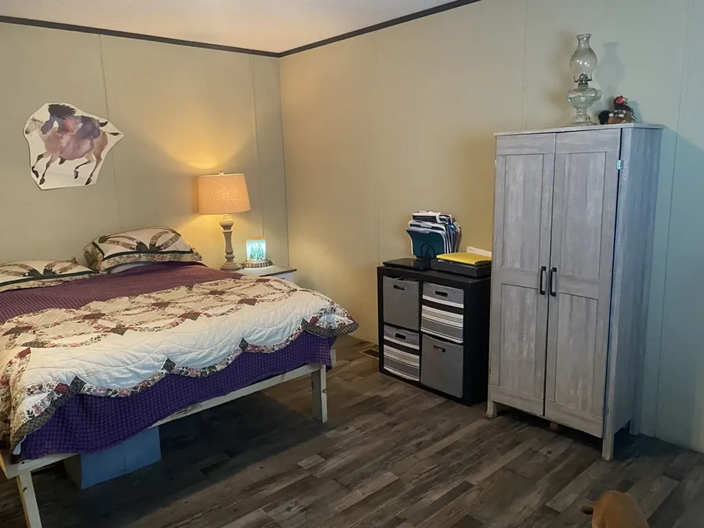 174 Claude Howard Road Deer Lodge TN 37726-3426
