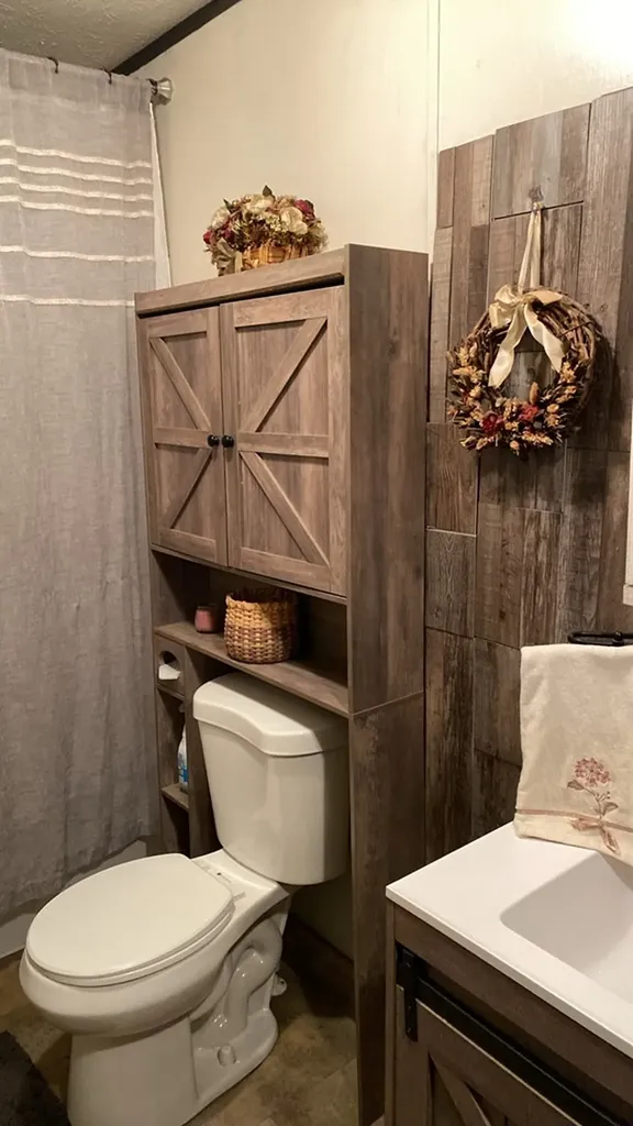 174 Claude Howard Road Deer Lodge TN 37726-3426