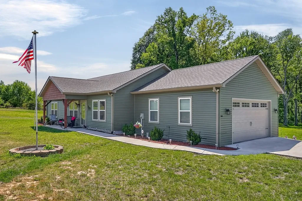 1010 Noel Drive Cookeville TN 38506