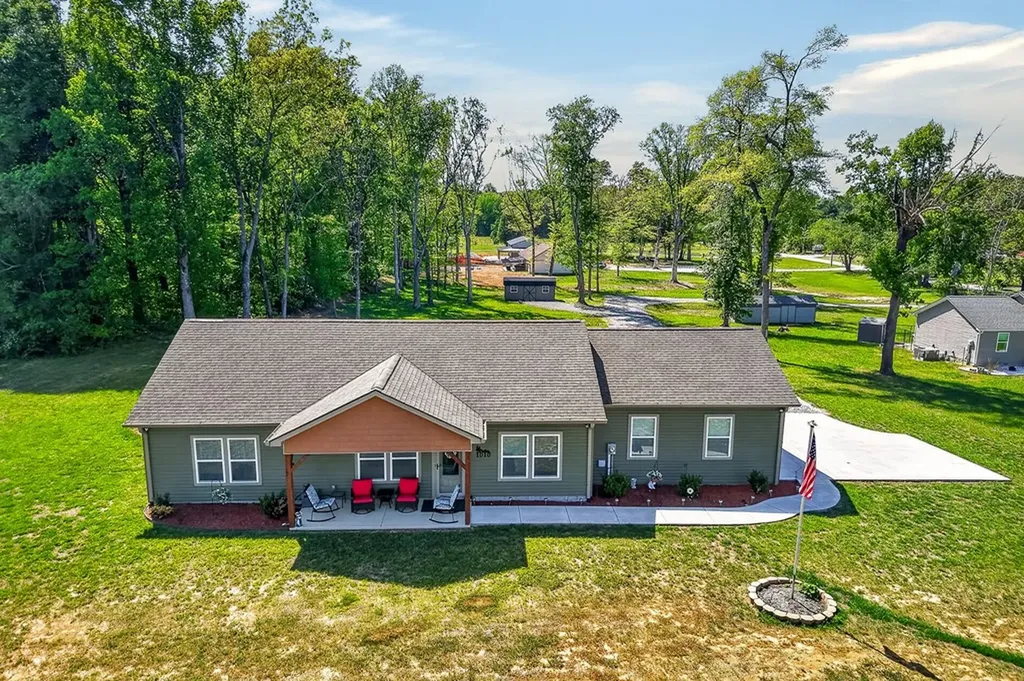 1010 Noel Drive Cookeville TN 38506