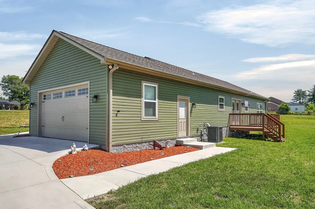 1010 Noel Drive Cookeville TN 38506