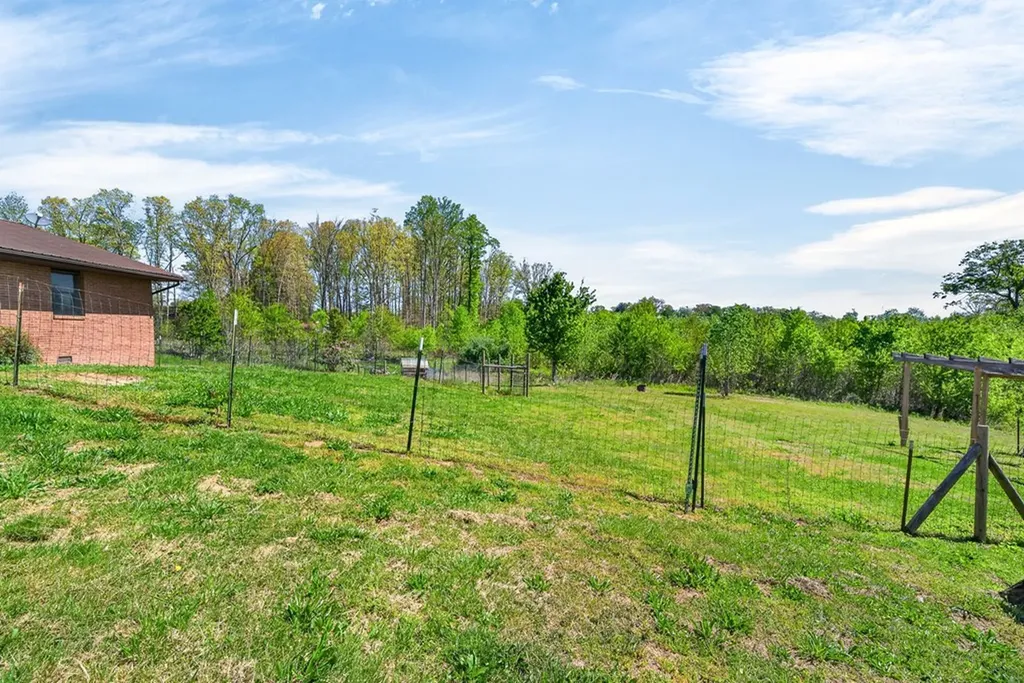 935 Brewer Road Crossville TN 38572