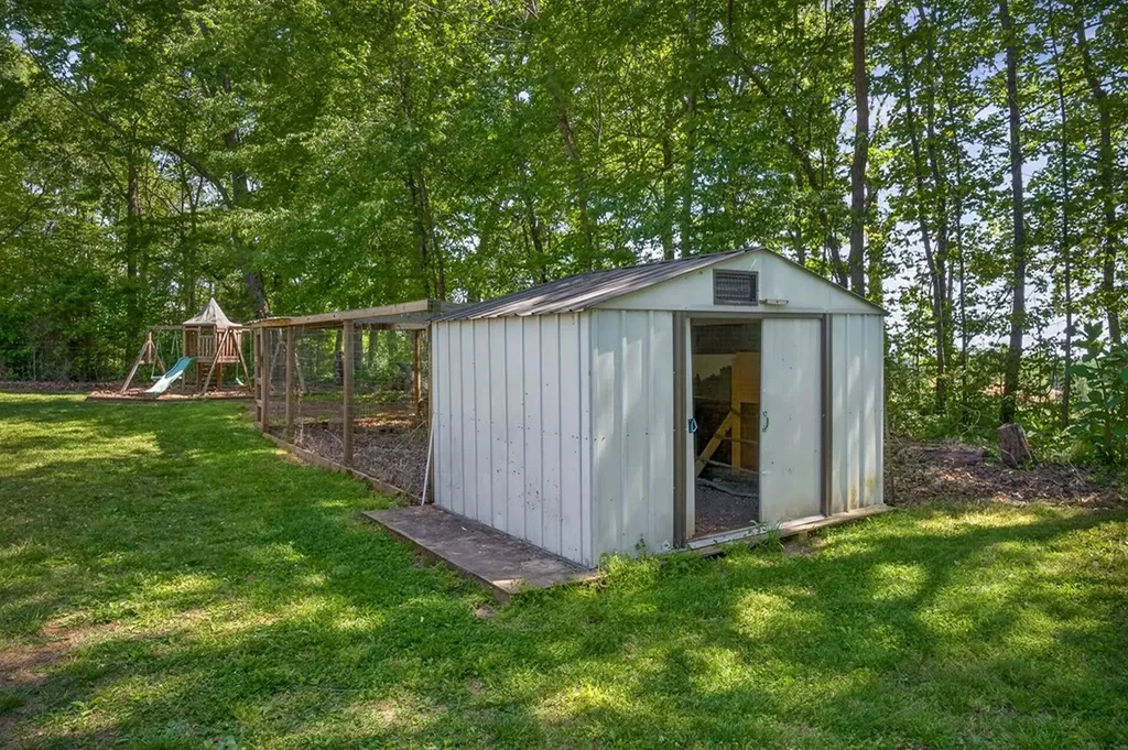 214 Boyd Creek Road Sparta TN 38583