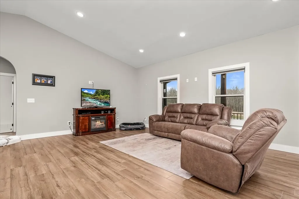 138 Perry Creek Drive Crossville TN 38572
