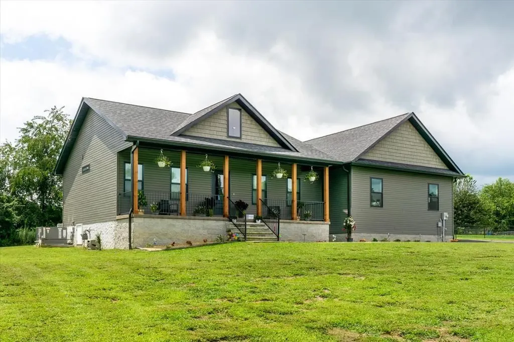 138 Perry Creek Drive Crossville TN 38572