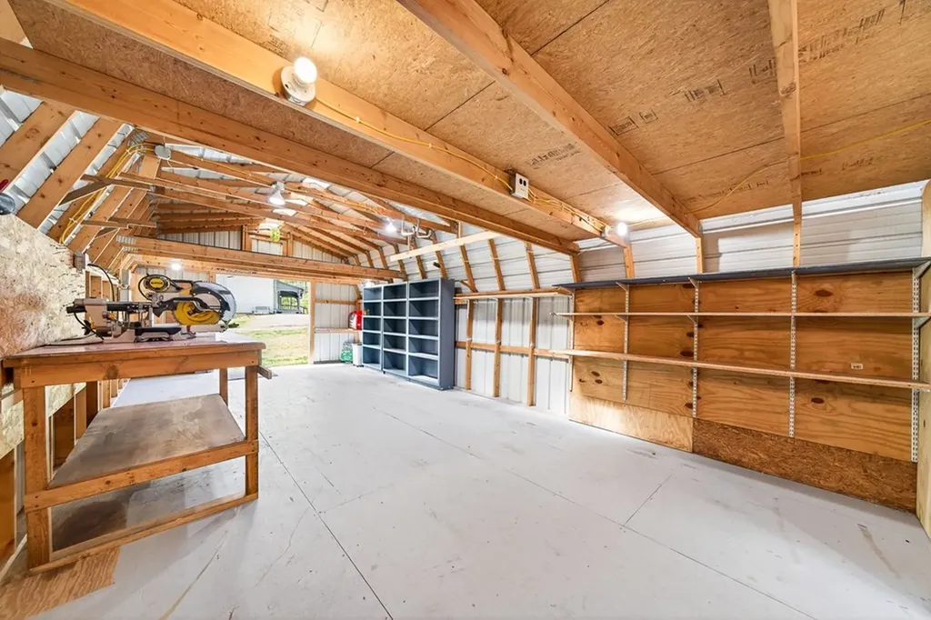 44 Triple R Lane Crossville TN 38571