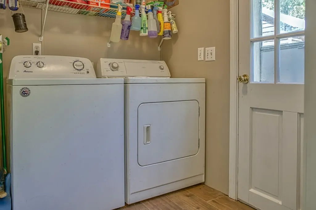 299 Poor House Hollow Lane Gainesboro TN 38562